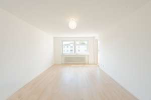 BEZUGSBEREIT | Sanierte 3-Zimmerwohnung inkl. Stellplatz und Südbalkon mit Blick ins Grüne – Heidelbergstraße 99, 74080 Böckingen, Heilbronn – Vorschaubild 3