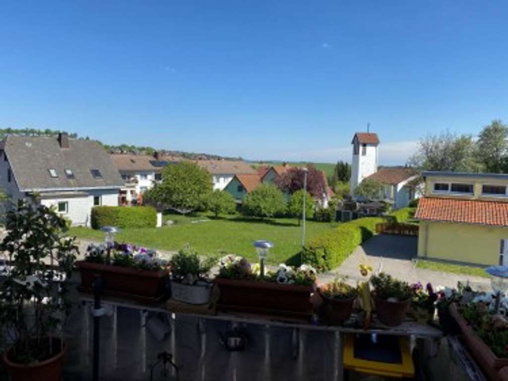 Immobilie in Bonndorf im Schwarzwald - Bonndorf - schöne 4 Zimmerwohnung mit Balkon! - Bild 3