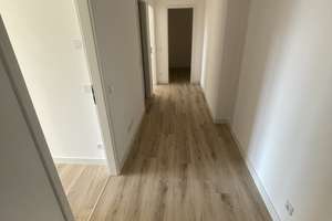 Lichtdurchflutete 4-Zimmer-Maisonettewohnung mit Balkon! – Nahestr. 4, 55118 Neustadt, Mainz – Vorschaubild 7
