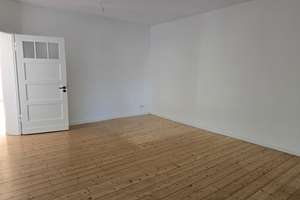 Grosszügige 3-Zimmer-Wohnung mit neuem grossem Balkon in 44803, Bochum.
Von privat ohne Maklergebühr – Die vollständige Adresse der Immobilie erhältst du vom Anbieter., 44803 Wiemelhausen, Bochum – Vorschaubild 13