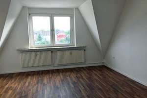 ***Große Dachgeschoßwohnung in ruhiger Lage sucht nette Mieter*** – Koppestr. 1, 45143 Altendorf, Essen – Vorschaubild 7
