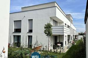 Helle neuwertige 3 Zimmer-Wohnung in Weilheim an der Teck mit moderner EBK, Balkon und Carport