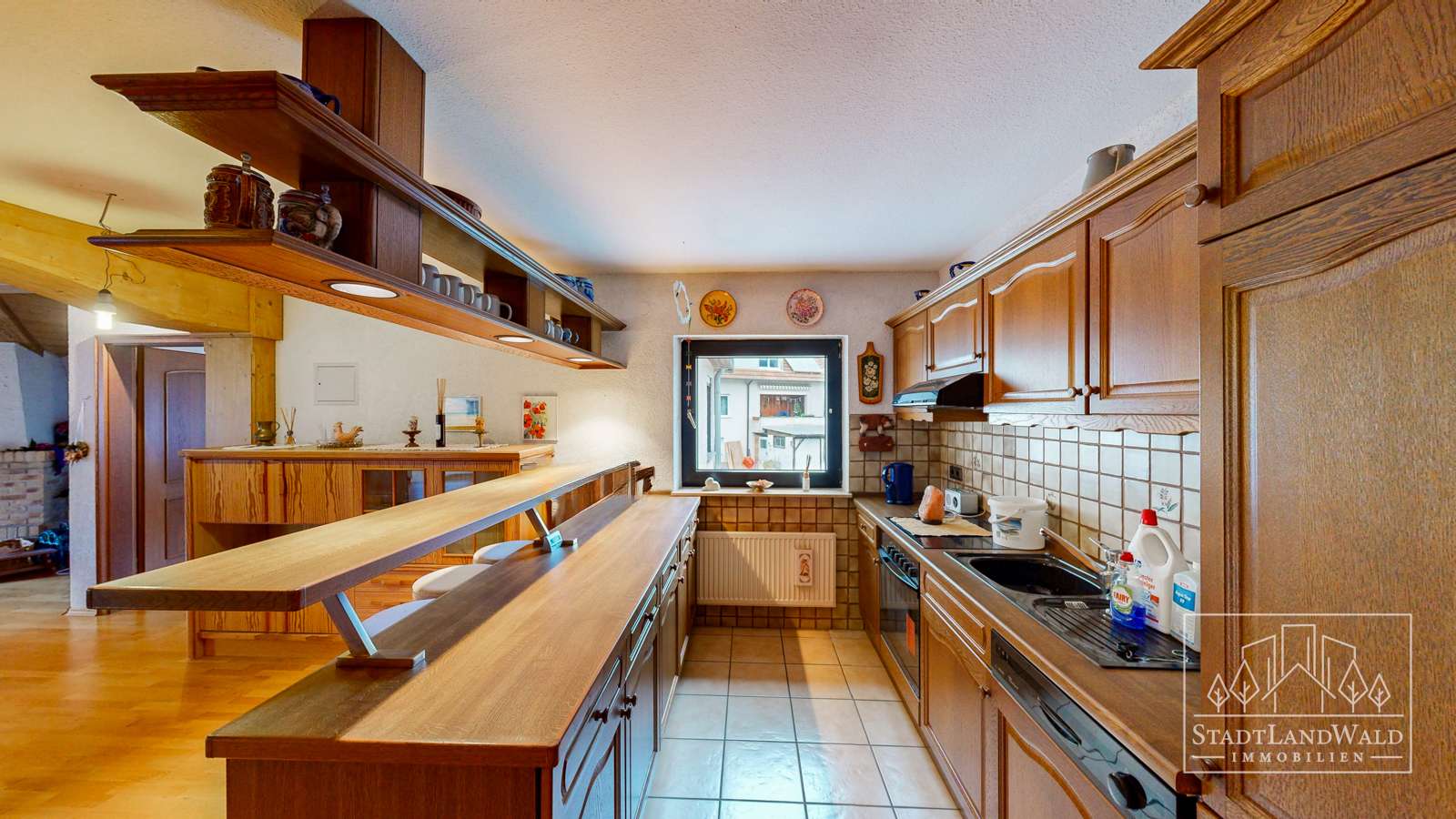 Immobilie in Schönau (Pfalz) - Charmantes EFH mit Gewerbefläche und Bachidylle – Vielseitige Möglichkeiten in Schönau - Bild 2