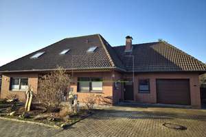 EFH m. Garage in Randlage von Barßel – Die vollständige Adresse der Immobilie erhältst du vom Anbieter., 26676 Barßel – Vorschaubild 1