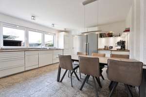 KR-Forstwaldnähe! Traumhaftes Familiendomizil auf herrlichem Grundstück und 250 m² Wohnfläche! – Die vollständige Adresse der Immobilie erhältst du vom Anbieter., 47804 Benrad-Süd, Krefeld – Vorschaubild 12