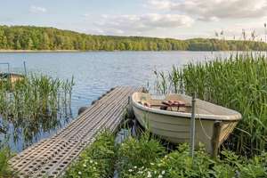 3 Schlafzimmer - Kamin - Infrarotsauna - Terrasse
Urlauben und Rendite am Waldrand in der Nähe de... – Am Gothenweg 5 h, 17419 Korswandt – Vorschaubild 13
