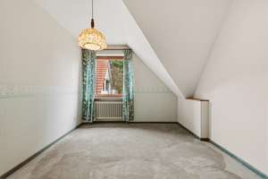 Großzügiges Mehrgenerationenhaus mit Garage in guter und ruhiger Lage von Tonndorf. – Die vollständige Adresse der Immobilie erhältst du vom Anbieter., 22045 Tonndorf, Hamburg – Vorschaubild 18