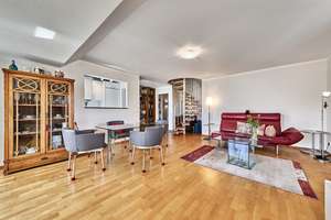 WOHNEN AUF 2 EBENEN! 4 Zimmer Maisonette mit Stellplatz, Fußbodenheizung und Balkon in ruhiger Lage – Die vollständige Adresse der Immobilie erhältst du vom Anbieter., 65205 Erbenheim, Wiesbaden – Vorschaubild 4