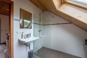 Privater Rückzugsort in Buckow – Doppelhaushälfte mit Garten, zwei Terrassen & Sauna – Die vollständige Adresse der Immobilie erhältst du vom Anbieter., 12349 Buckow, Berlin – Vorschaubild 19