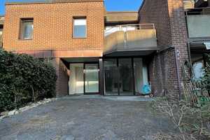 Schönes Familienhaus mit Garten und Garage! – Düsseldorf – Vorschaubild 1