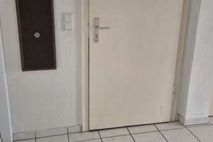 Zentrale aber rhuige Zweizimmerwohnung in Remscheid zentral – Die vollständige Adresse der Immobilie erhältst du vom Anbieter., 42855 Scheid, Remscheid – Vorschaubild 11