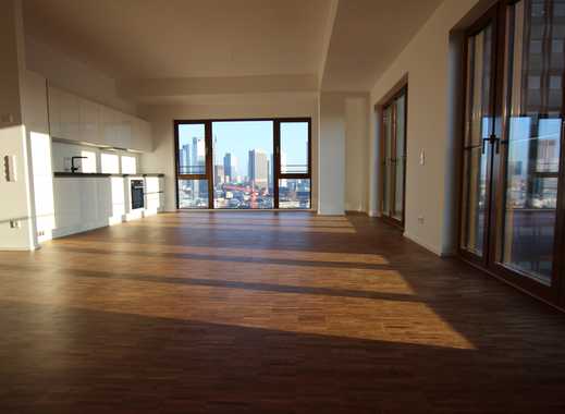 Hier ist Platz für alle(s)! Repräsentative 4-Zimmer-Wohnung mit Skylineblick in Frankfurt