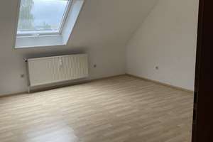 4-Zimmer-Wohnung in Sarstedt in der Nähe des Schulzentrums – Die vollständige Adresse der Immobilie erhältst du vom Anbieter., 31157 Sarstedt – Vorschaubild 5