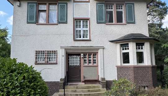 Bild von Repräsentative Villa mit parkähnlichem Grundstück