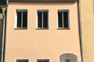 *RESERVIERT* Stadtnah. Grün. Modern. Ohne Makler. Saniertes Reihenmittelhaus mit Garten – Die vollständige Adresse der Immobilie erhältst du vom Anbieter., 4552 Borna – Vorschaubild 1