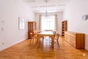 Dreifamilienhaus mit Altbaucharme. Hinterhof und Balkonen. 306m² in Solingen Mitte. – Die vollständige Adresse der Immobilie erhältst du vom Anbieter., 42651 Solingen-Mitte, Solingen – Vorschaubild 14