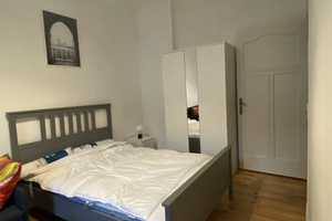 Bis Dezember 2027! Tempelhofer Feld nah mit möblierte Single-Wohnung im gepfl. Altbau für 990 Euro w – Berlin – Vorschaubild 14