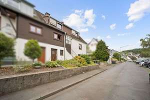 Angeb. flexibl. nutzbares Wohnhaus mit ELW, Garage & großem Sonnengarten – Die vollständige Adresse der Immobilie erhältst du vom Anbieter., 57074 Siegen, Siegen – Vorschaubild 39