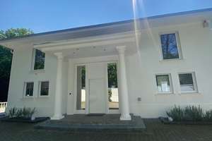VILLA MIT POOL; TENNIS; SAUNA - RUHIGE LAGE - TRAUMGARTEN – Die vollständige Adresse der Immobilie erhältst du vom Anbieter., 41603 Windberg, Mönchengladbach – Vorschaubild 3