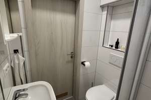 Helle 3-Zimmer Wohnung mit gehobener Ausstattung in Karlsruhe Oststadt (Gesamtmiete 1.390,00€) – Die vollständige Adresse der Immobilie erhältst du vom Anbieter., 76131 Oststadt, Karlsruhe – Vorschaubild 9