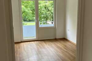 Schöne 2-Zimmerwohnung in gepflegter grüner Wohnanlage – Wundtstraße 27, 80939 München – Vorschaubild 7