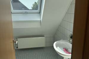 Helle und sonnige 2 Zimmer-Dach-Wohnung in Remscheid – Die vollständige Adresse der Immobilie erhältst du vom Anbieter., 42859 Struck, Remscheid – Vorschaubild 10