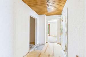 * RESERVIERT * ZWEIFAMILIENHAUS MIT VIEL PLATZ UND FLEXIBLER NUTZUNG – Die vollständige Adresse der Immobilie erhältst du vom Anbieter., 90574 Roßtal – Vorschaubild 6