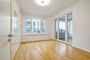 Garten im 4.OG! - außergewöhnliche 5-Zimmer-Residenz im High Park am Potsdamer Platz – Die vollständige Adresse der Immobilie erhältst du vom Anbieter., 10117 Mitte (Ortsteil), Berlin – Vorschaubild 12