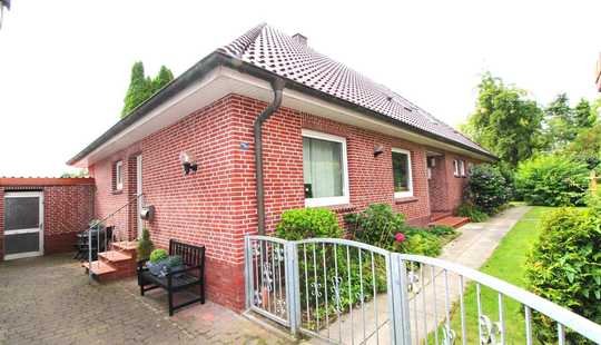 Bild von Ein schöner großer Bungalow mit Anliegerwohnung in guter Sackgassenlage mitten in Wittmund!