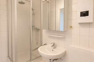 *HELLE & BEZUGSFREIE 2 ZI WOHNUNG* - LEBEN IM DÜSSELTAL – Ahnfeldstr. 13, 40239 Düsseltal, Düsseldorf – Vorschaubild 5