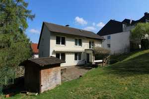 Familienleben neu gedacht – Mehrgenerationenhaus mit Garten & Balkon – Hagen – Vorschaubild 1