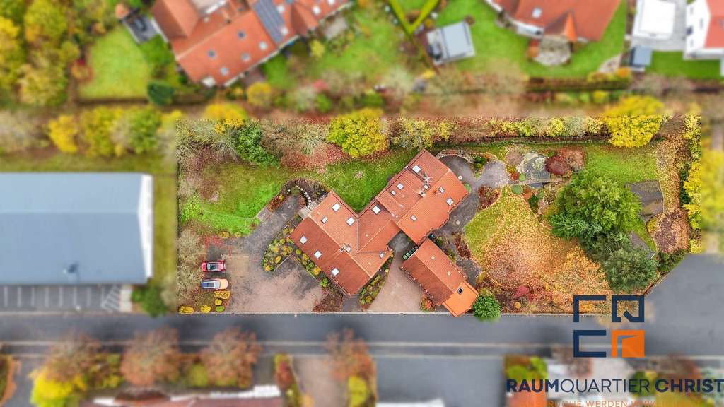 Immobilie in Waldershof - Wohn- und Geschäftshaus mit vielseitigen Nutzungsmöglichkeiten im Mischgebiet - Bild 2