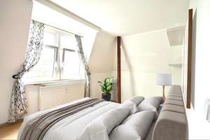 Charmante Vier-Raum-Wohnung mit Südbalkon in Dresden-Löbtau – Die vollständige Adresse der Immobilie erhältst du vom Anbieter., 1159 Löbtau-Nord, Dresden – Vorschaubild 12