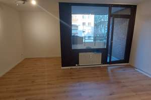 Modernes Appartement mit Loggia in Köln-Weiden – Benfleetstraße 9a, 50858 Weiden, Köln – Vorschaubild 1