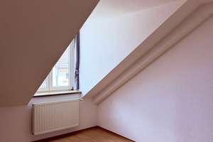 Lichtdurchflutete 2-Zimmer-DG-Wohnung in Poppelsdorf – renoviert & mit EBK – Sebastianstraße 17, 53115 Poppelsdorf, Bonn – Vorschaubild 10