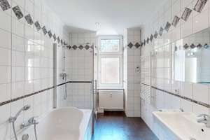 Wohnen im Altbau: Bezugsfreie 2-Zimmer-Eigentumswohnung – Buddestraße 7, 13507 Tegel, Berlin – Vorschaubild 6