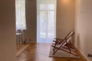 Erstbezug, Designrenovierte 1,5 Zimmer Altbau in ruhigem Hinterhof mit Balkon – Schlörstrasse 8, 80634 Neuhausen, München – Vorschaubild 2