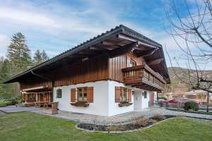 Traumhaftes Landhaus in exponierter Lage mit Bergblick – Miesbach (Kreis) – Vorschaubild 9