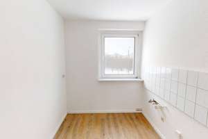 Platz und Helligkeit: Große 3-Zimmer-Wohnung mit Wannenbad – Nordstr. 14a, 6886 Lutherstadt Wittenberg – Vorschaubild 8
