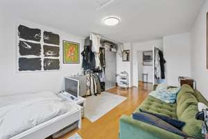 Exklusive möblierte Zimmer in Münchner Altbauwohnung – Die vollständige Adresse der Immobilie erhältst du vom Anbieter., 81543 Untergiesing, München – Vorschaubild 13