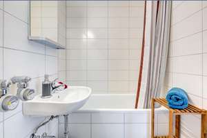 Möbliert: Helles Apartment mit Südwest-Balkon – Die vollständige Adresse der Immobilie erhältst du vom Anbieter., 81379 Obersendling, München – Vorschaubild 5