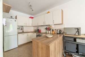 Moderne, renovierte 4 Zimmer Wohnung mit 2 Logien - Karlsruhe / Oststadt – Die vollständige Adresse der Immobilie erhältst du vom Anbieter., 76131 Oststadt, Karlsruhe – Vorschaubild 8
