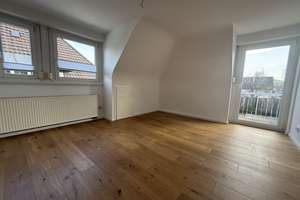 Wunderschöne, helle 5,5 Zimmer DG mit 2 Bädern  in Fellbach - provisionsfrei – Die vollständige Adresse der Immobilie erhältst du vom Anbieter., 70736 Fellbach – Vorschaubild 2