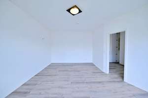 Bezugsfreie 1 Zimmer Eigentumswohnung mit ca. 36,4 m² Wohnfläche, Einbauküche und ruhigem Balkon – Die vollständige Adresse der Immobilie erhältst du vom Anbieter., 12305 Lichtenrade, Berlin – Vorschaubild 5
