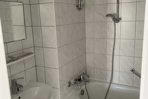 3-Zimmer-Wohnung mit separaten WC sucht Nachmieter // 4.OG links – Eisenacher Str. 41, 38444 Wolfsburg – Vorschaubild 3