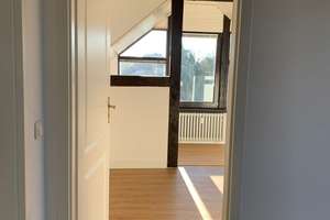 Helle 3 Zimmer Wohnung mit Balkon im 4. OG in Göttingen – Düstere-Eichen-Weg 6, 37073 Oststadt, Göttingen – Vorschaubild 5