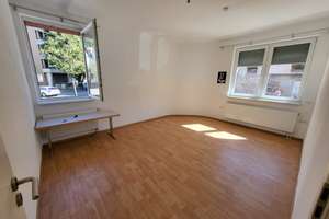 Freundliche 4-Zimmer-EG-Wohnung mit Balkon und Einbauküche in Ulm – Basteistraße 45, 89073 Oststadt, Ulm – Vorschaubild 5
