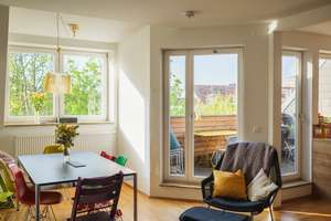 Lichtdurchflutete DG-Wohnung in Toplage – Fahrstuhl, EBK inkl., sofort bezugsfrei, von privat – Die vollständige Adresse der Immobilie erhältst du vom Anbieter., 4229 Schleußig, Leipzig – Vorschaubild 4