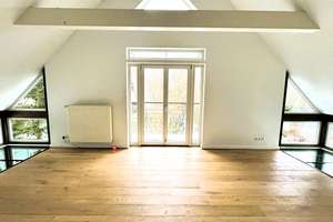 Außergewöhnliches Einfamilienhaus am Park mit Garten, Aufzug, Sauna, 3 Terrassen - ideal für Expats – Die vollständige Adresse der Immobilie erhältst du vom Anbieter., 22359 Volksdorf, Hamburg – Vorschaubild 4
