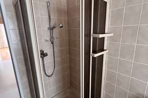 3 Zi- ETW, 93 qm Wfl., sehr ruhige Lage, großer Südbalkon, eigener Stellplatz und hochw. Einbauküche – Carl-Berg-Weg 7, 58509 Lüdenscheid – Vorschaubild 16